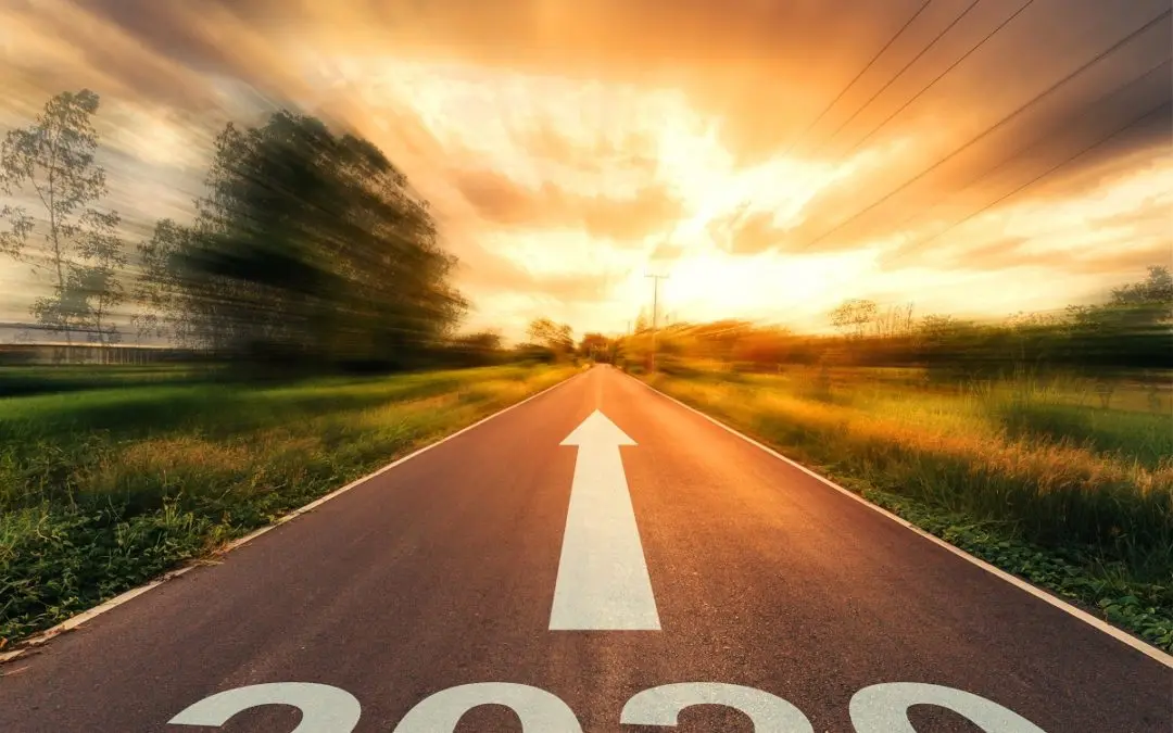 Road with an arrow and "2020" text.